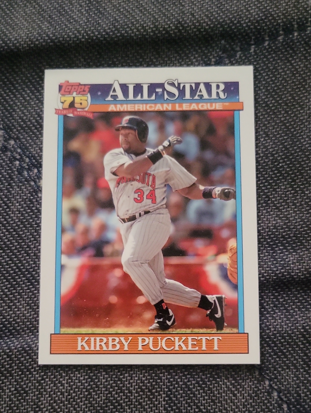 Kirby Puckett.Topps All-Star Trading Card - White / Blue / Orange Accents